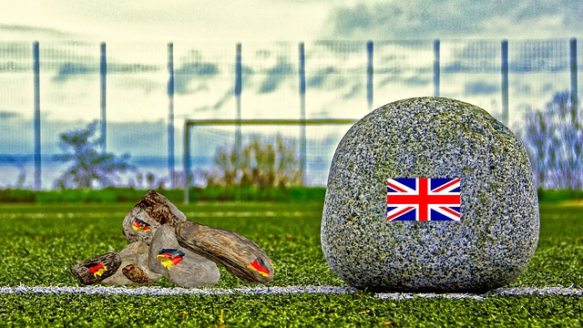 积极拼抢 积极拼抢